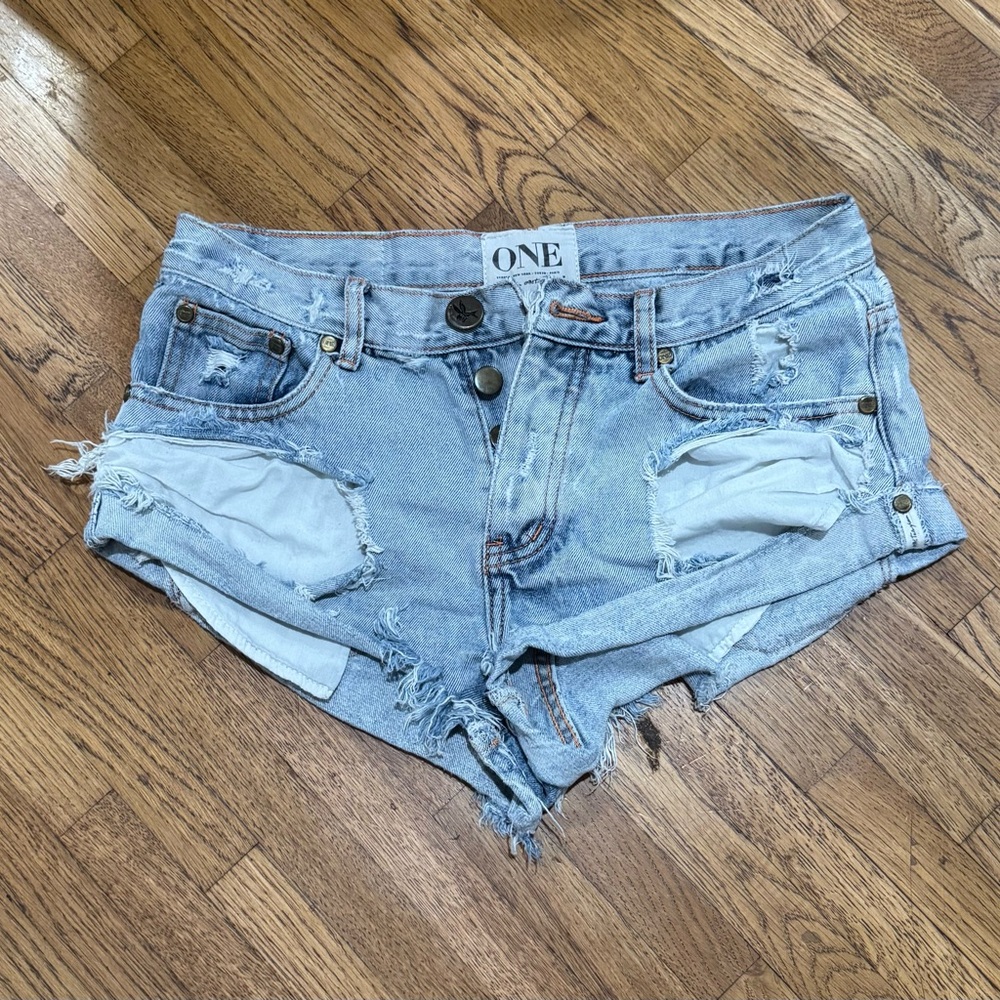 One teaspoon shorts